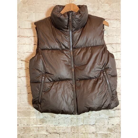 Old Navy Quilted Puffer Vest Womens Small Dark Chocolate Full Front Zip Warm - Picture 1 of 11